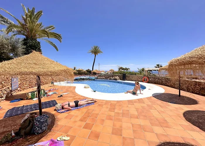 Capistrano Village Boutique By Casasol Апартаменты *